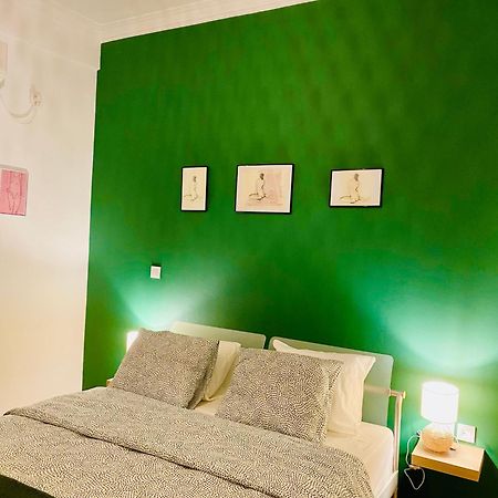 Antinoros Inn, Stylish Apartment,3' To Metro Athen Eksteriør bilde