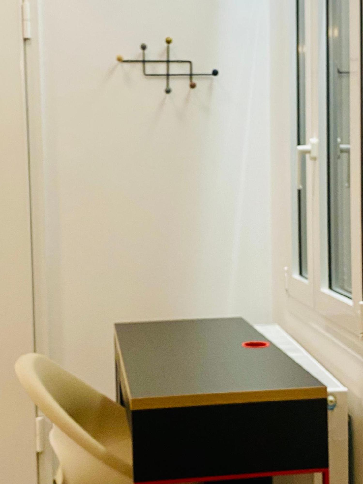 Antinoros Inn, Stylish Apartment,3' To Metro Athen Eksteriør bilde
