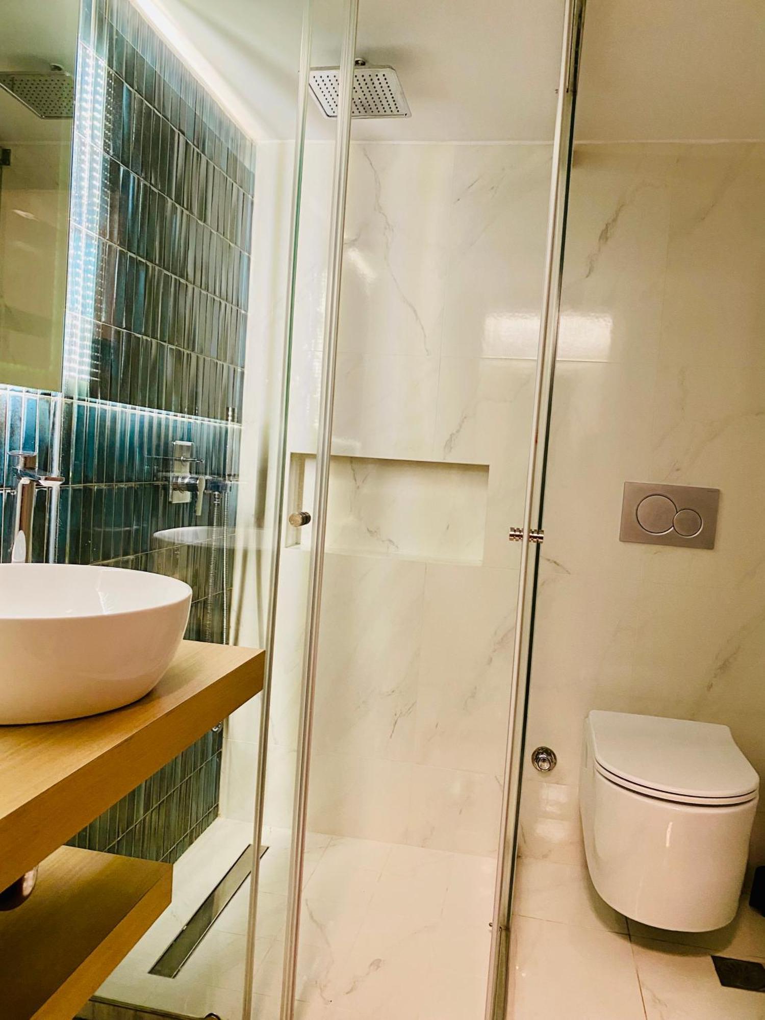 Antinoros Inn, Stylish Apartment,3' To Metro Athen Eksteriør bilde